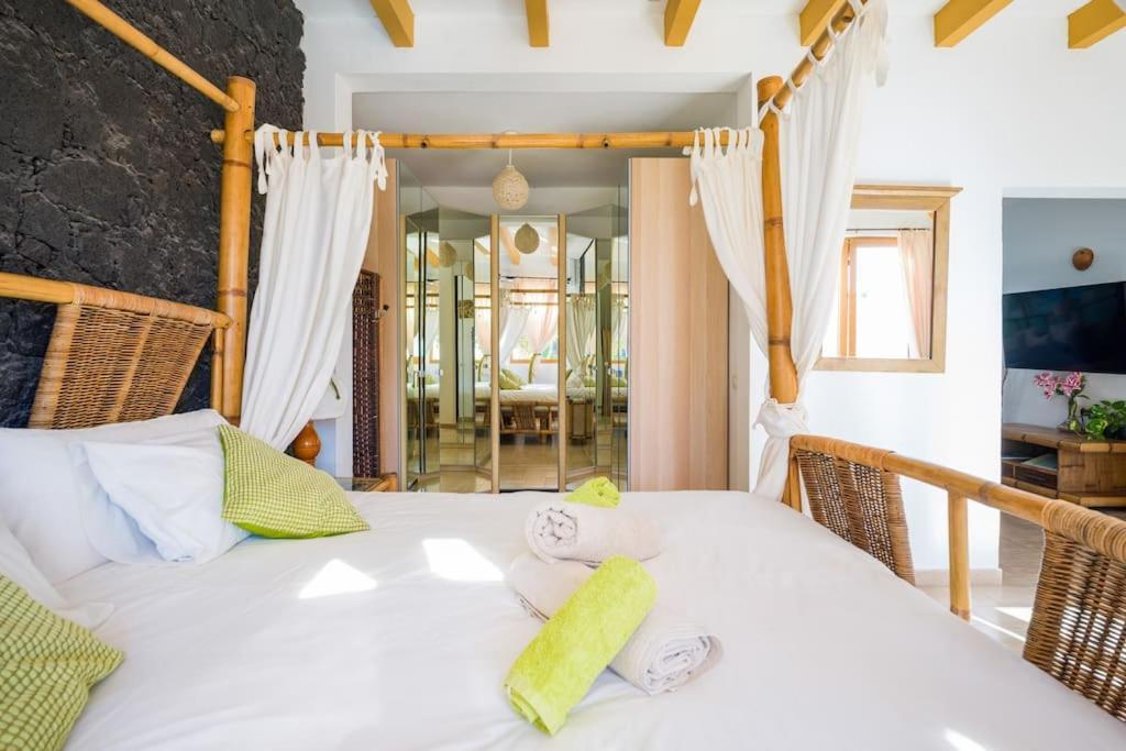 Villa La Isla By Rentaholidayslanzarote Playa Blanca  Luaran gambar
